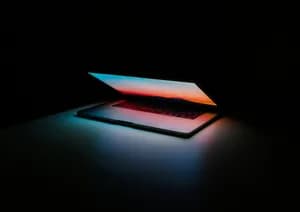 macbook-at-night